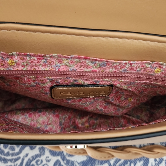 Kayla and Ava purse - Picture 2 of 4